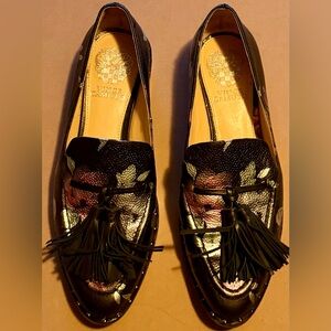 Vince Camuto Women's Black and Gold Tassel Loafers